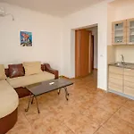 Sea Whisper Apartment